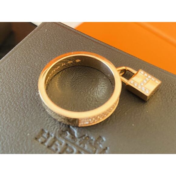 Hermes Kelly Clochette Ring Lock Medium Model Rose Gold 18K Diamonds Siz 54 Rare - Picture 11 of 13